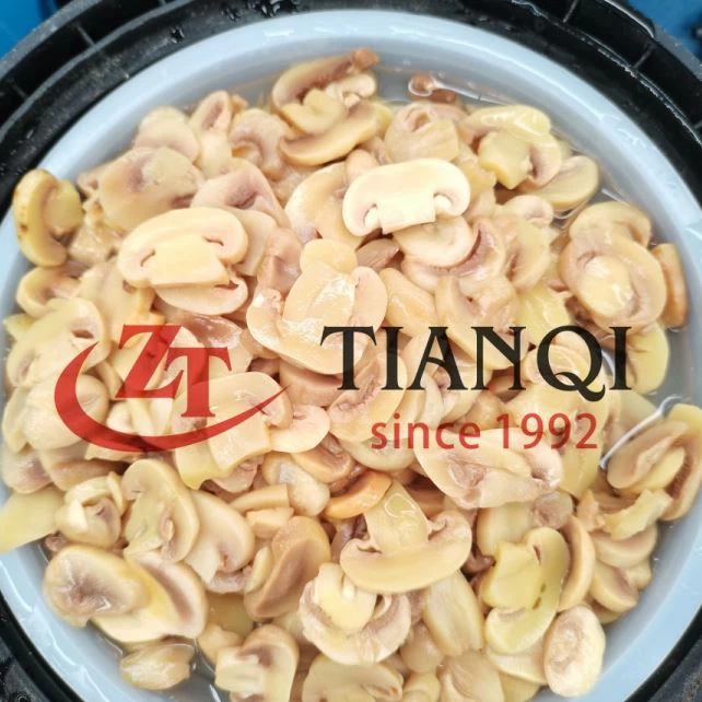 Гъби в саламура в бидони